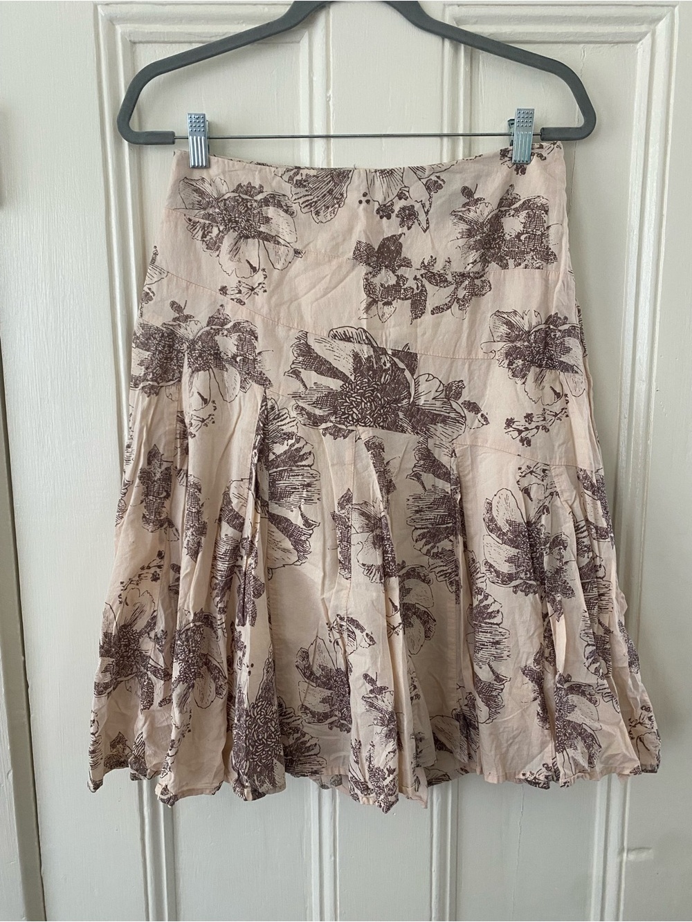 a.n.a Beige Floral Circle Skirt